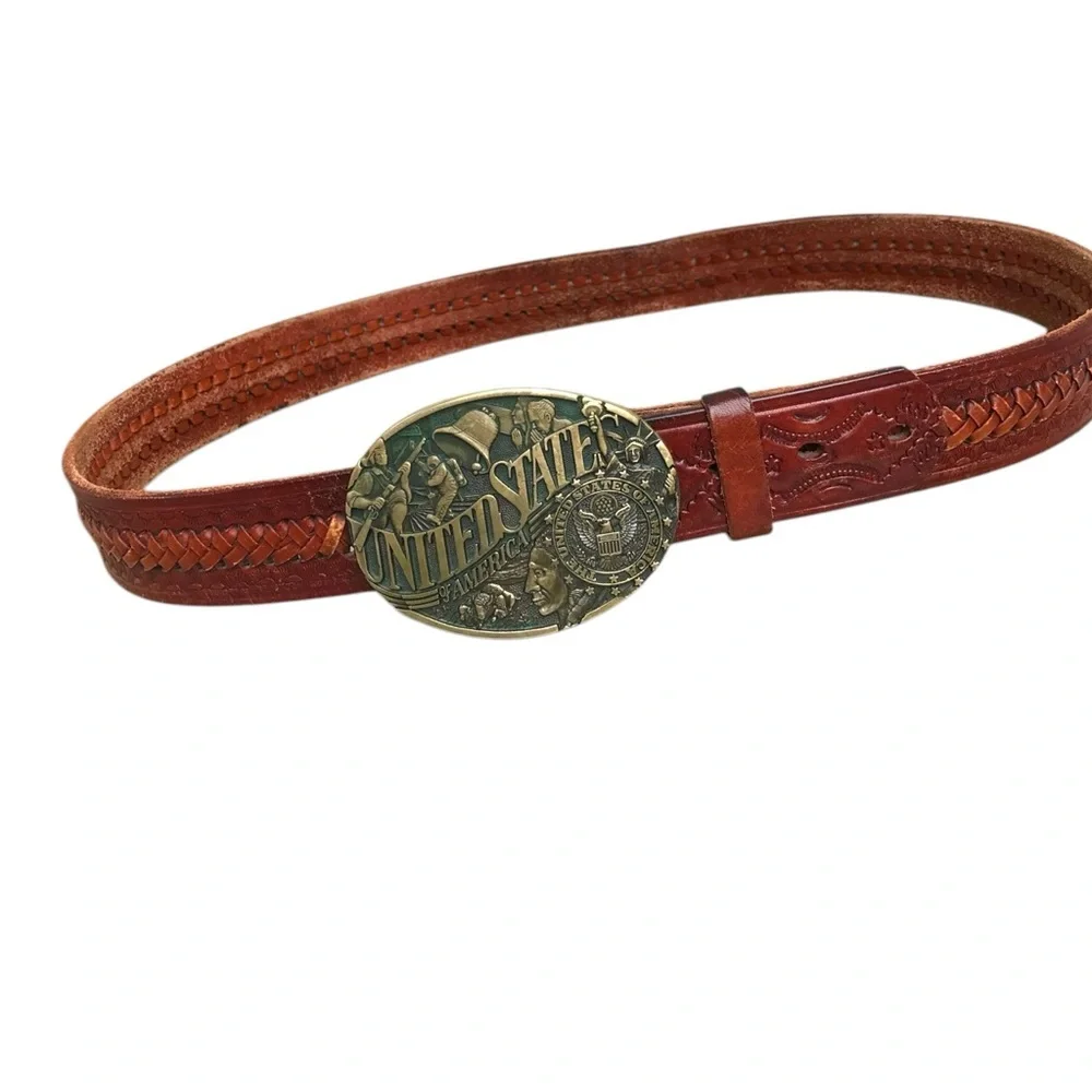 United States Of America. Brass Buckle on Leather Weaved Braided Belt. Size 40.